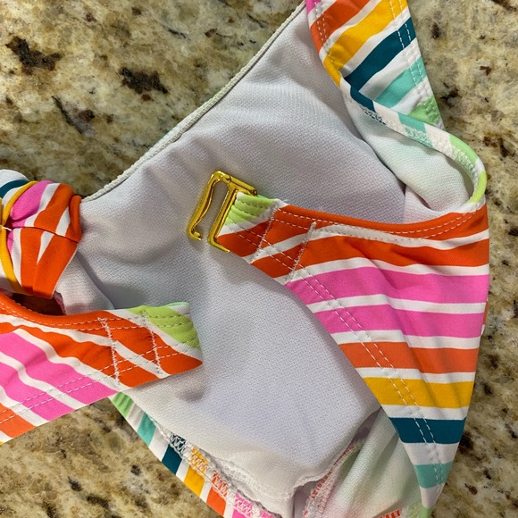 NWT decree 1 Piece Cutout Stripe Swimsuit Medium Coverage XS - Picture 9 of 16